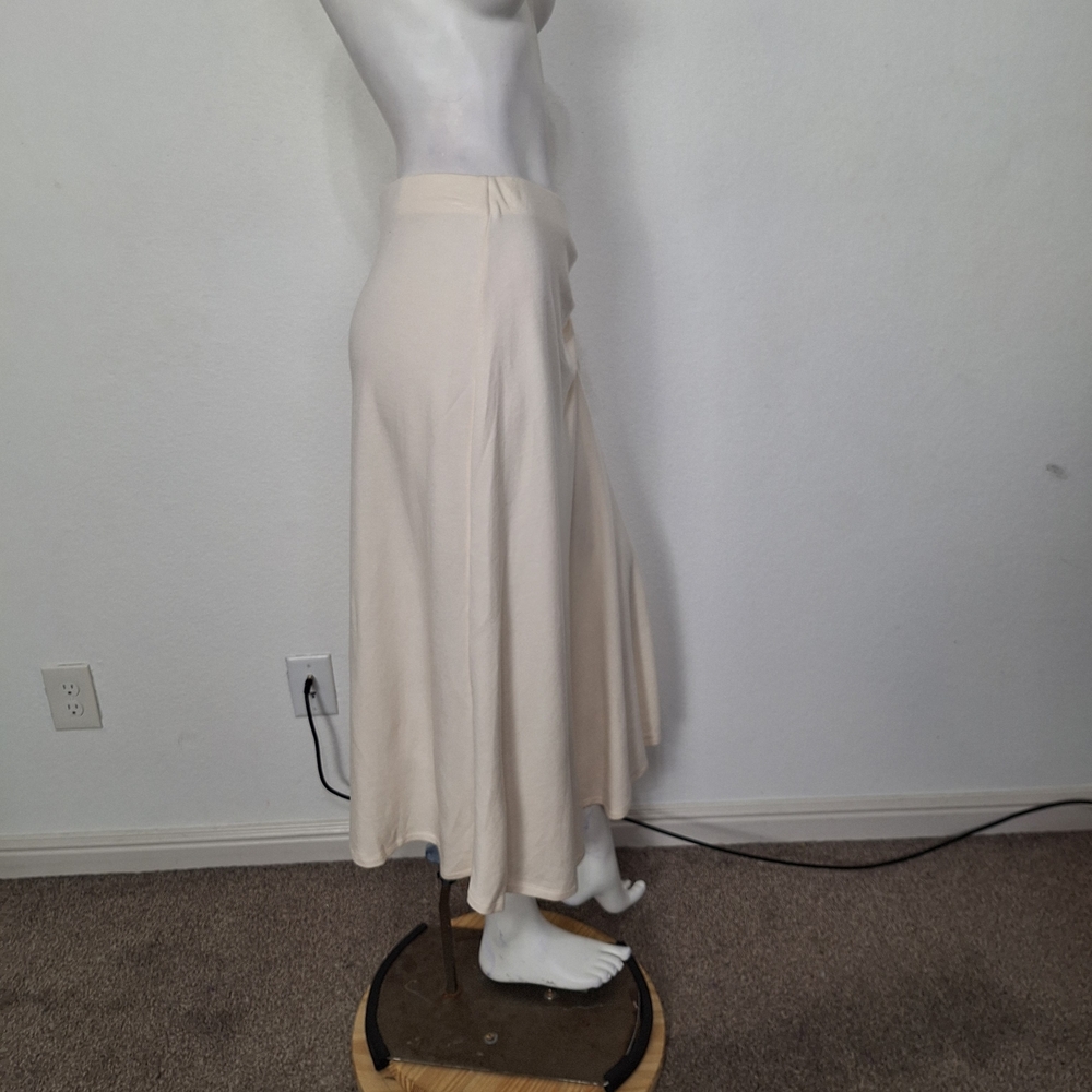 Massimo Dutti Cream Skirt - Picture 6 of 14